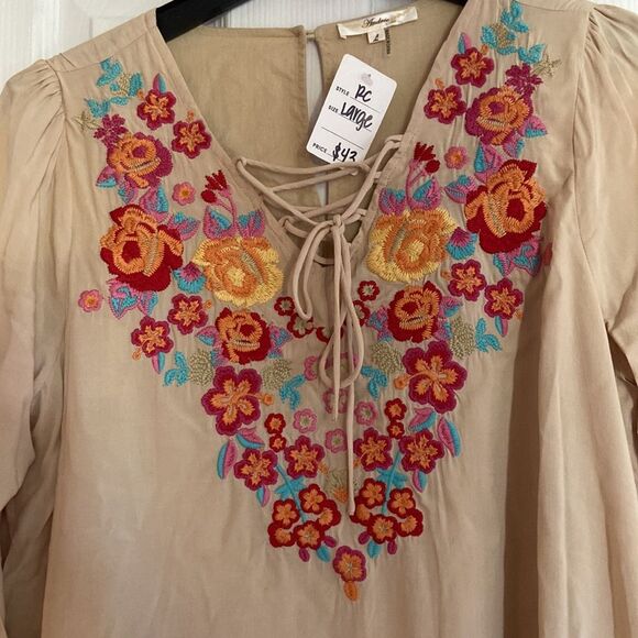 NWT Andree boho ivory embroidered dress - Picture 2 of 7